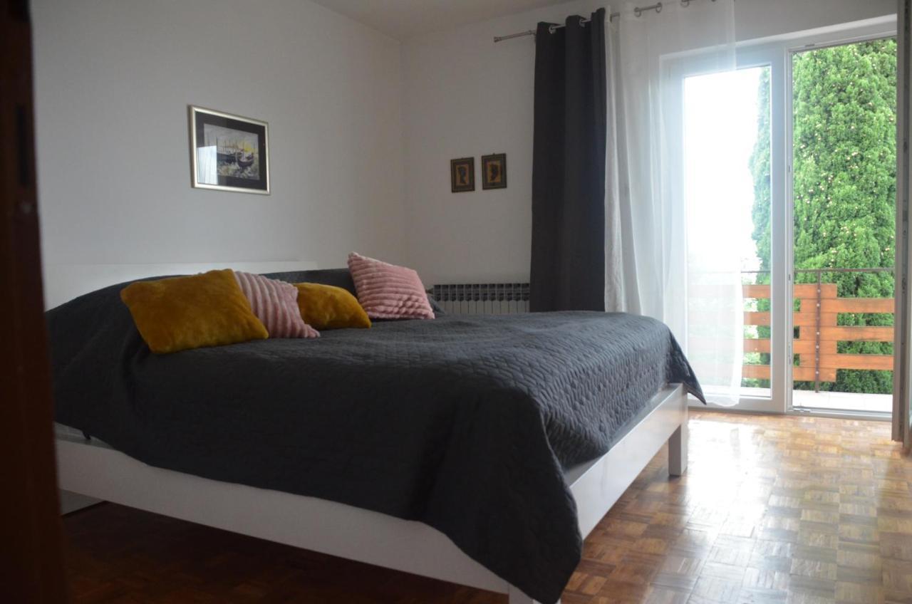Corina & Franco Apartment Senj  Exterior foto