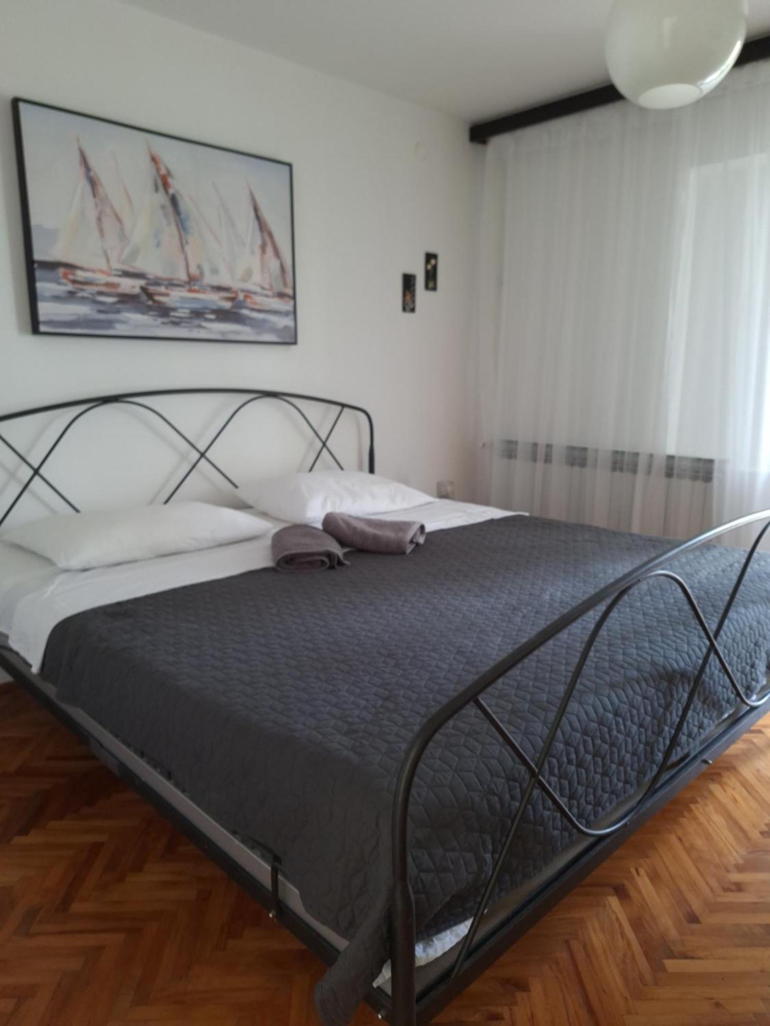 Corina & Franco Apartment Senj  Cameră foto